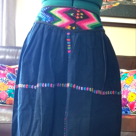 Skirt - Picture 2 of 6